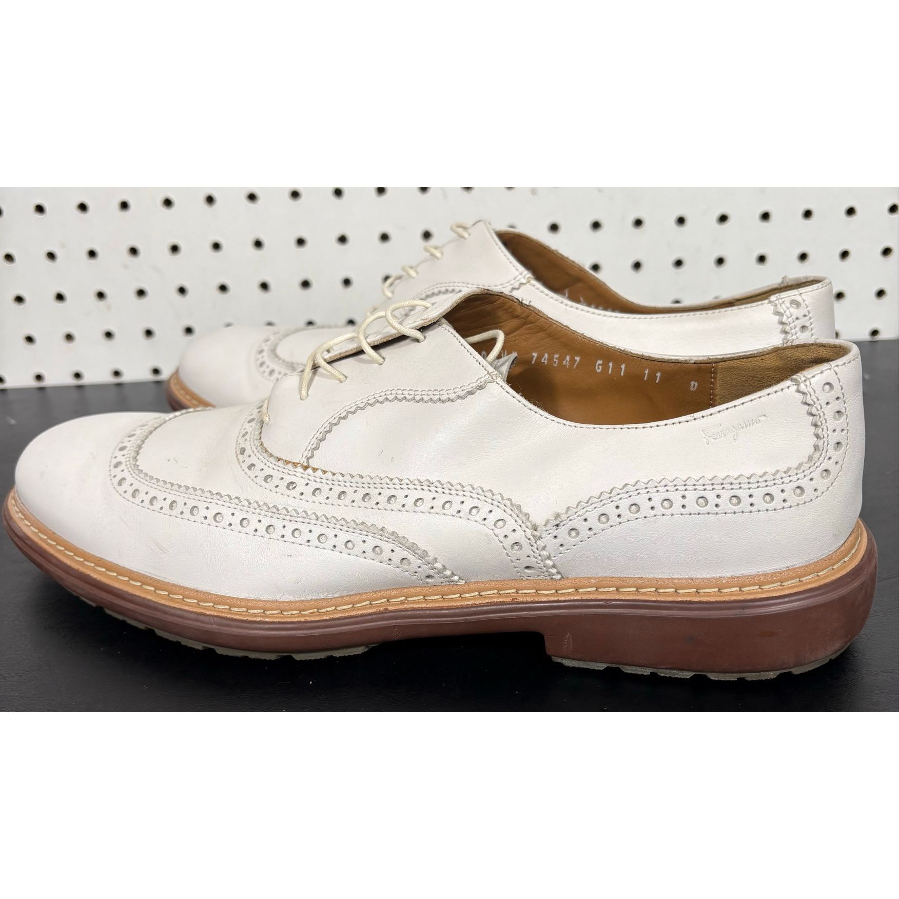 Salvatore Ferragamo White Leather Wingtip Brogues Mens Size 11